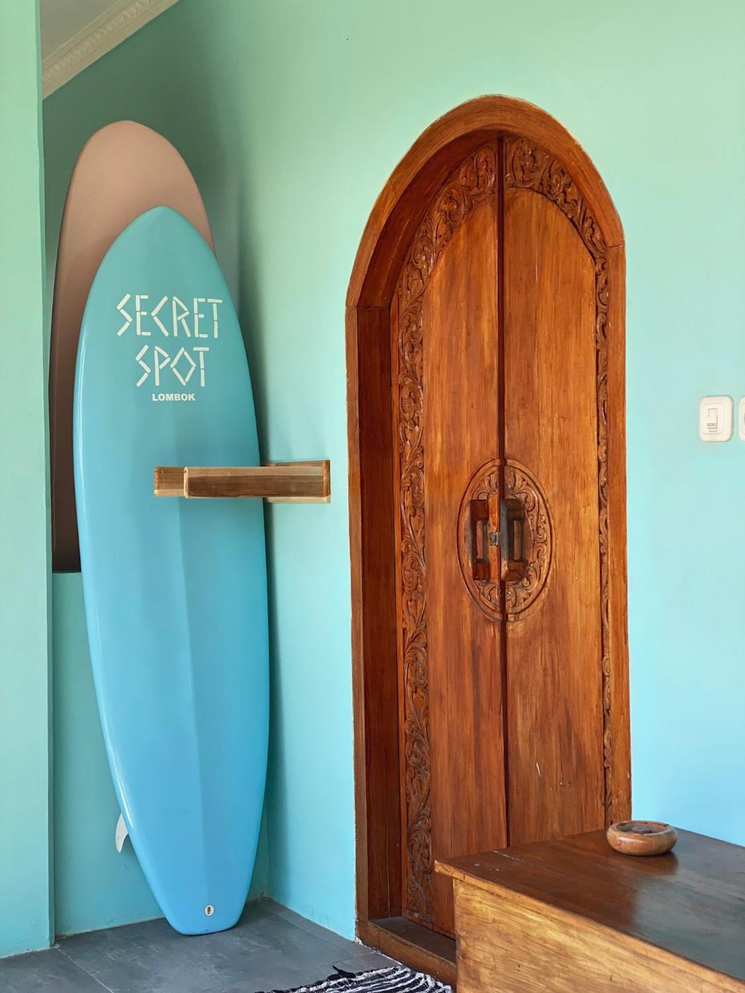 Secret Spot Surf And Stay Kuta  Dış mekan fotoğraf